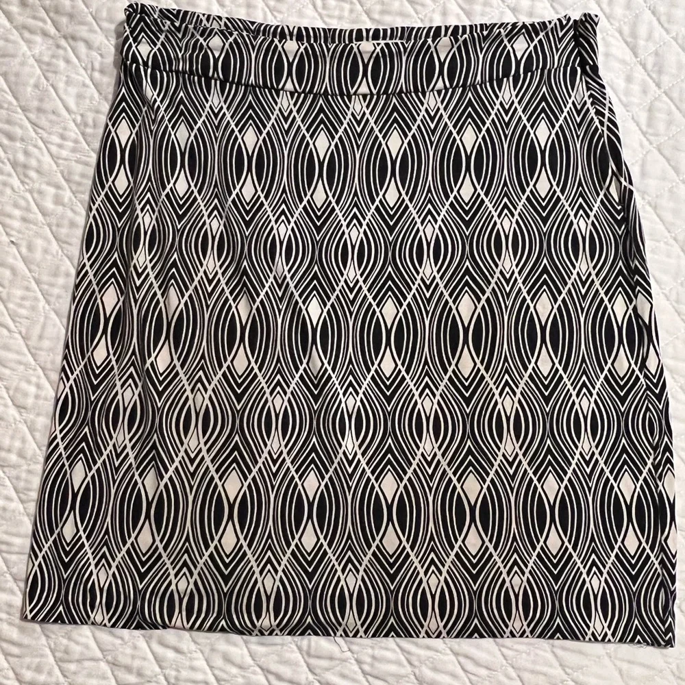 LOFT SHORT SKIRT